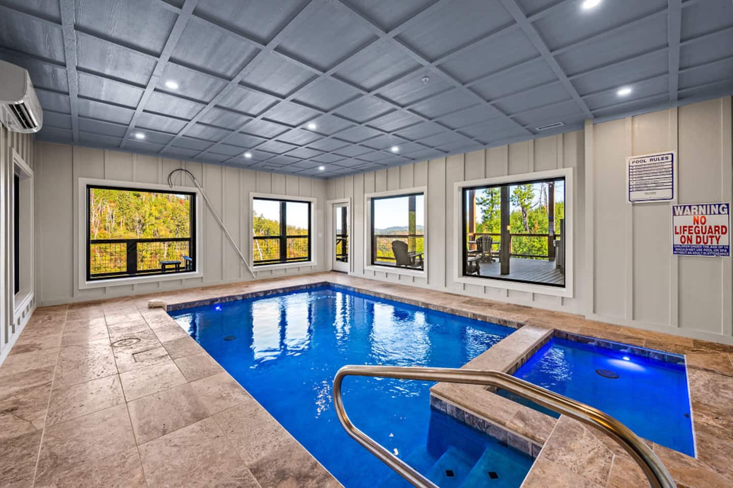 Luxe Lodge, Pool, HotTub, Mountain Views/Fire Pit photo 3