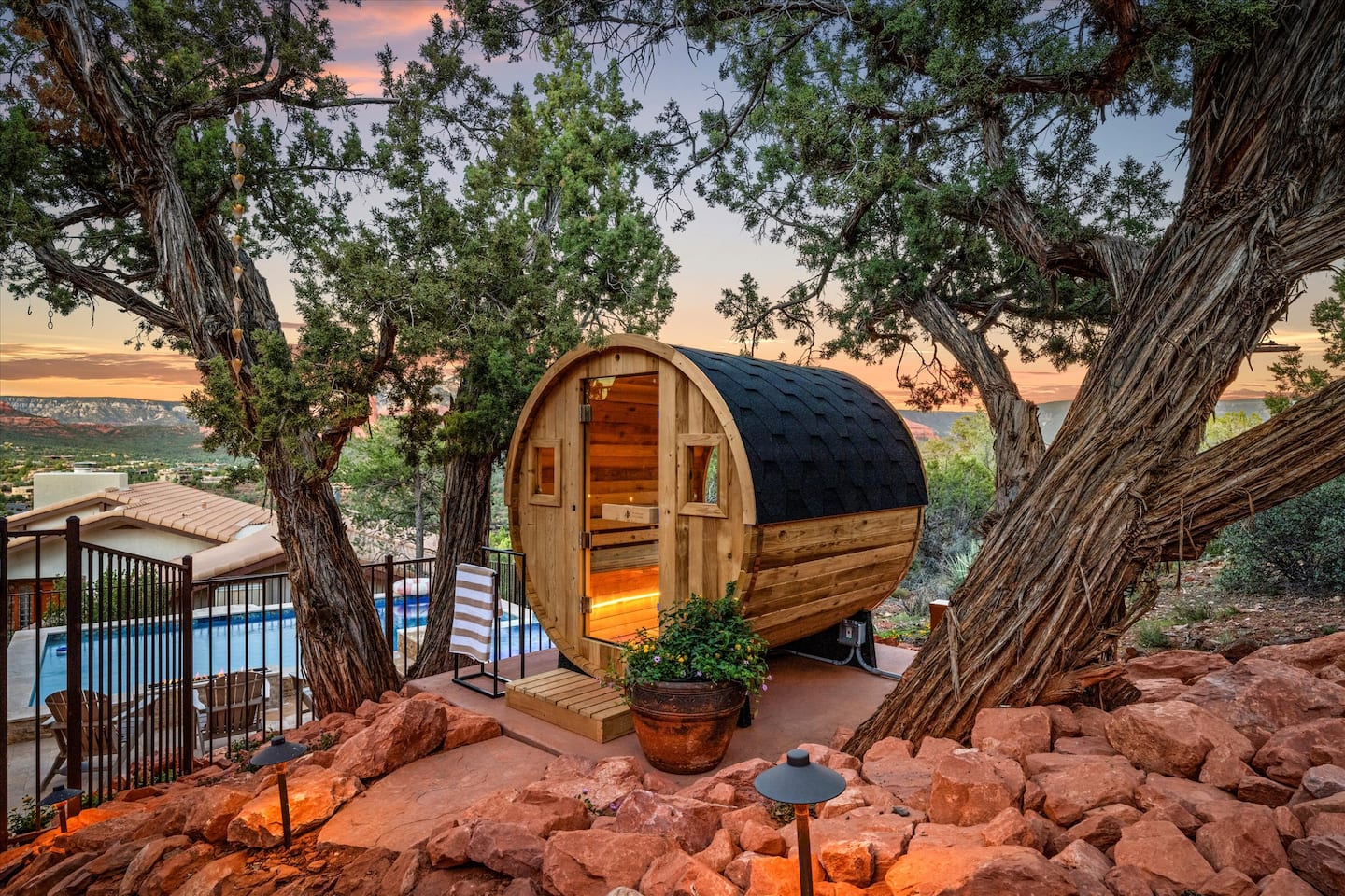 Vortex/Red Rock View/Sauna/Pool/ HotTub/Dome/Games photo 3